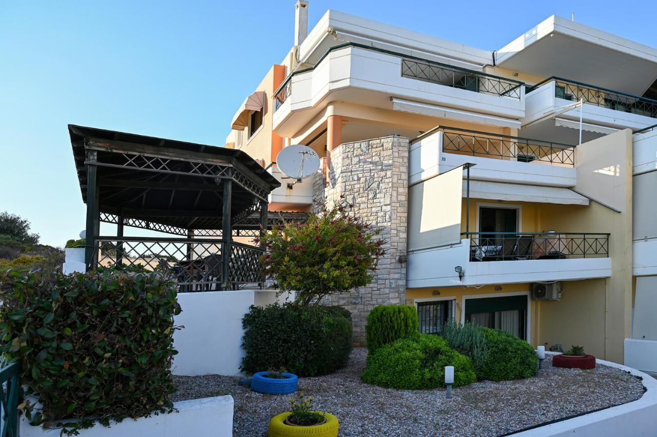 Melrose Maisonette By The Sea 阿纳维索斯 外观 照片